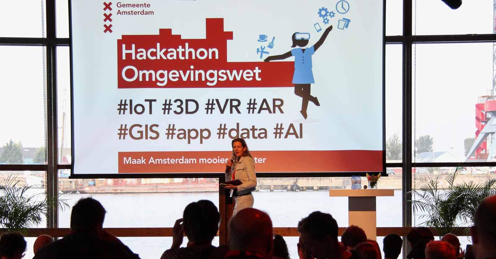 Gemeente-amsterdam-Hackathon-Omgevingswet-met-Roosmarijn-Busch